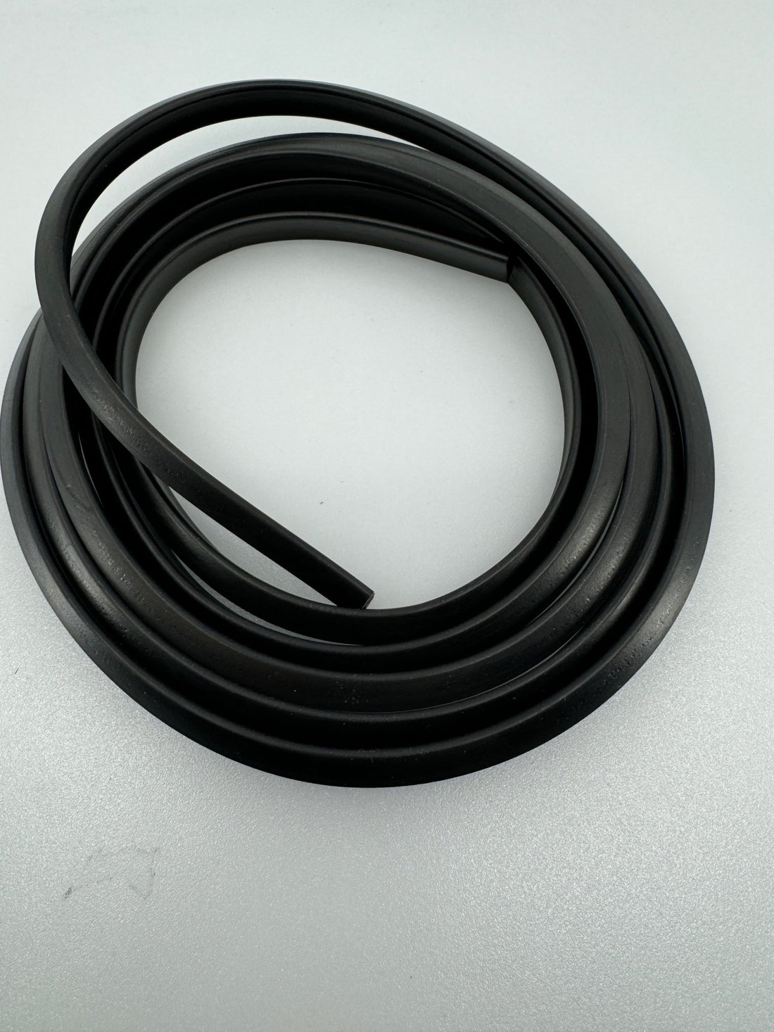 Clicky Clack Door Panel Retainer (2 metre) - Rubber Seal for CCD Trident / 2.4 and 2020 Extrusions